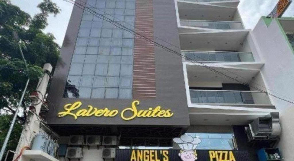 Lavero Suites Kalibo Bagian luar foto
