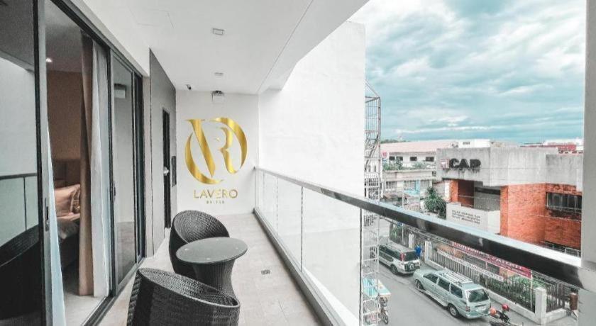 Lavero Suites Kalibo Bagian luar foto